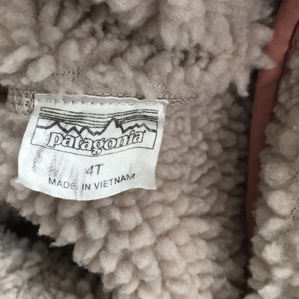Patagonia Reversible Tribbles Jacket (size 4T)